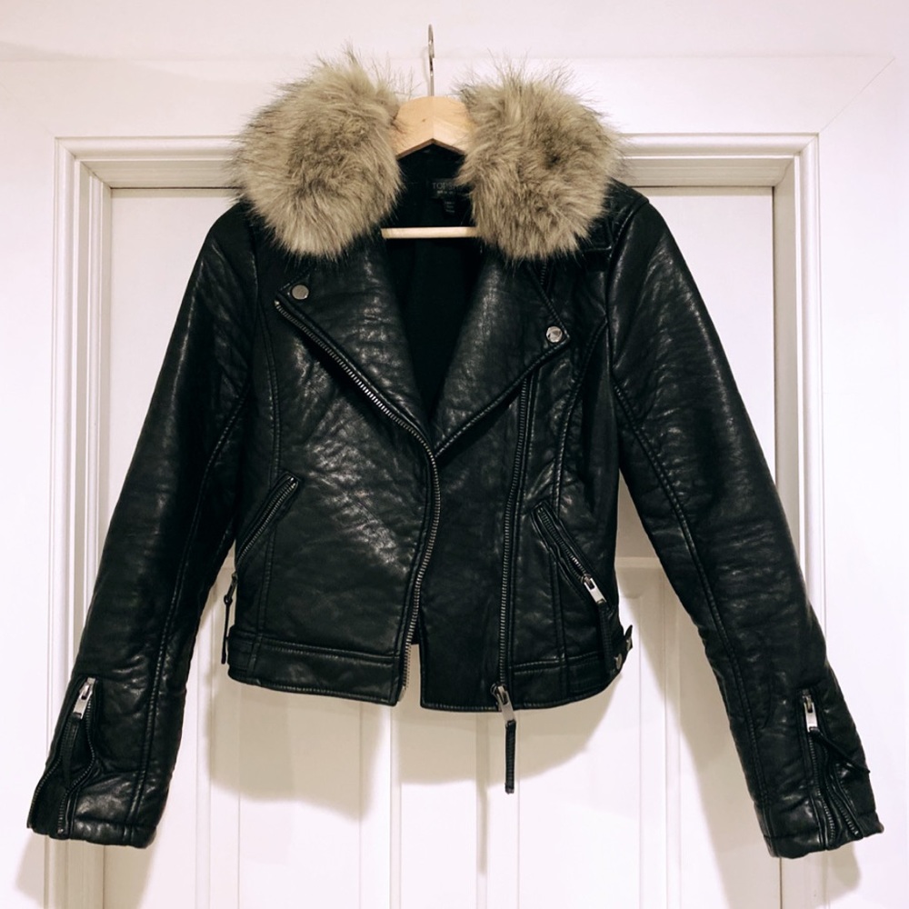 Black leather jacket with detachable fur collar